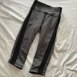Lululemon Squad Goals Crop Legging